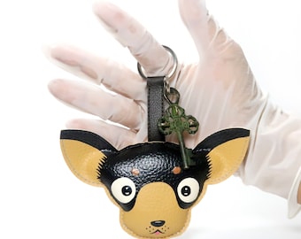 Chihuahua keychain ,Chihuahua  bag charm,handmade keychain for animals lovers,sweet animals,cute cat and dog keychain.