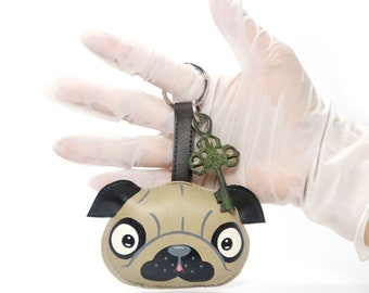 Pug keychain,Pug bag charm,handmade keychain for animals lovers,sweet animals,cute cat and dog keychain.