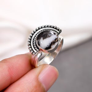 Bague en argent sterling 925 avec pierres précieuses turquoise de buffle blanc naturel, bague réglable avec pierres précieuses, cadeau bijou pour la Saint-Valentin pour tous les amis