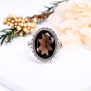 Natural Smoky Quartz Gemstone 925 Sterling Silver Ring Adjustable Ring Valuable Gemstone Ring, Valentine&#39;s Day Jewelry Gift For Girlfriends.