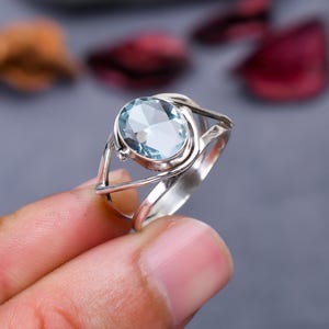 Anillos de topacio azul, anillos de plata con piedras preciosas, anillo de plata de ley 925, anillo de compromiso, anillo bohemio hecho a mano, anillo de banda, hermoso anillo de boda.