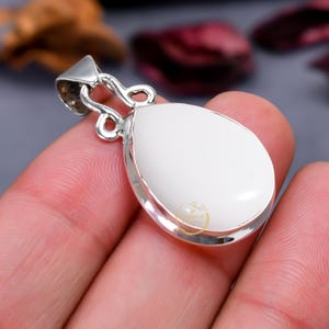 925 Sterling Silver Pendant,Coral Pendant,WhiteGemstone Pendant,Elegant Pendant,Handmade Pendant,Gift For Him,Wedding Jewelry Gift ForSister