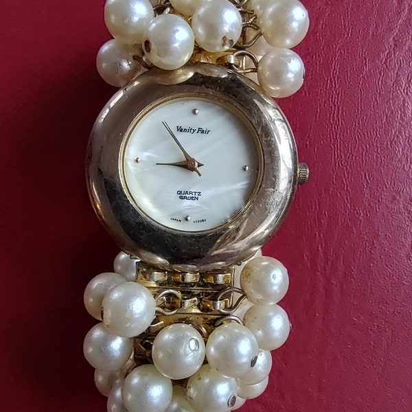 Vintage Gruen quartz Vanity Fair pearl cluster watch