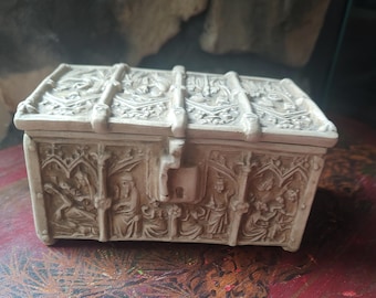 Vintage made in Italy terracotta coffret, reliquary, covered box with Bible scenes.