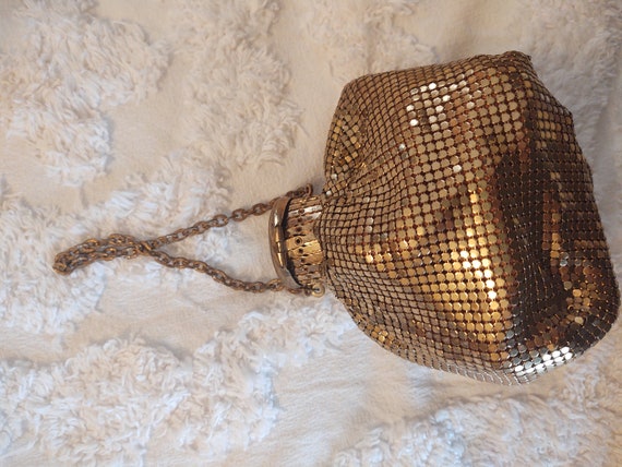 Vintage Whiting and Davis handbag