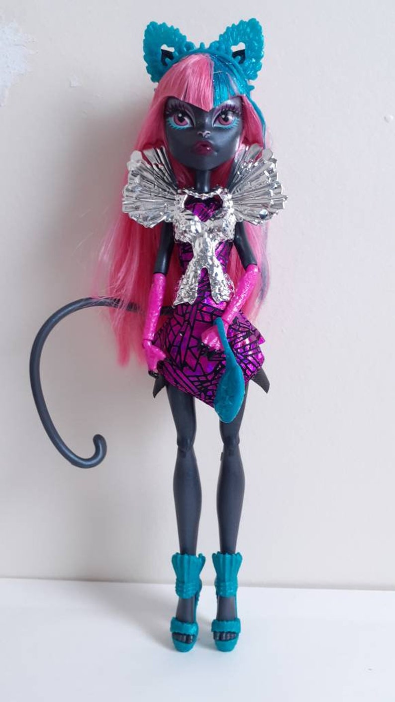 Monster High Doll Catty Noir Boo York | Etsy