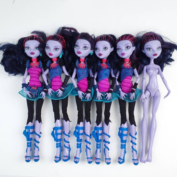 Video De Poupeé Monster High