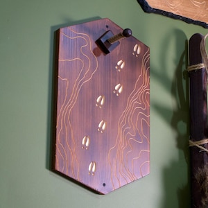 Carved Wooden Bow Rack | Archery Wall Mount Display for Compound & Traditional Bows | Rustic Hunting Decor (20&quot; x 12&quot;)
