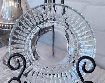 Prato de sobremesa vintage em vidro prensado, prato para aperitivos estilo cristal, travessa de vidro transparente, decoração de mesa estilo cottagecore, prato pequeno de vidro