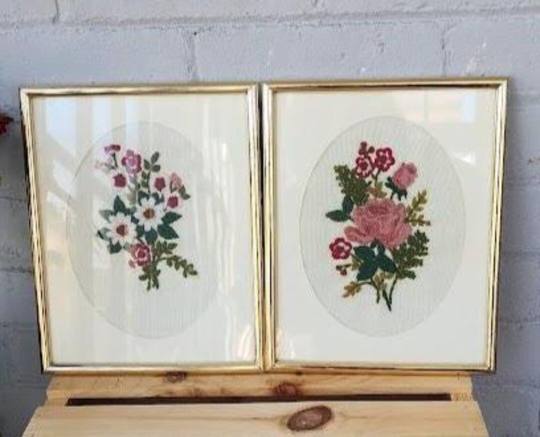 Vintage Floral Needlepoint Wall Art Set, Framed Embroidery Botanical ...