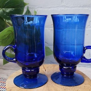 1 cup glass tupperware One Touch Fresh Small Square |5 ¼ cup / 1.25 L main image 0