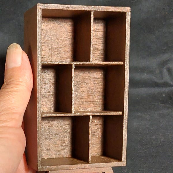 Libreria per casa delle bambole in miniatura fatta a mano, credenza vintage, scala 1:12