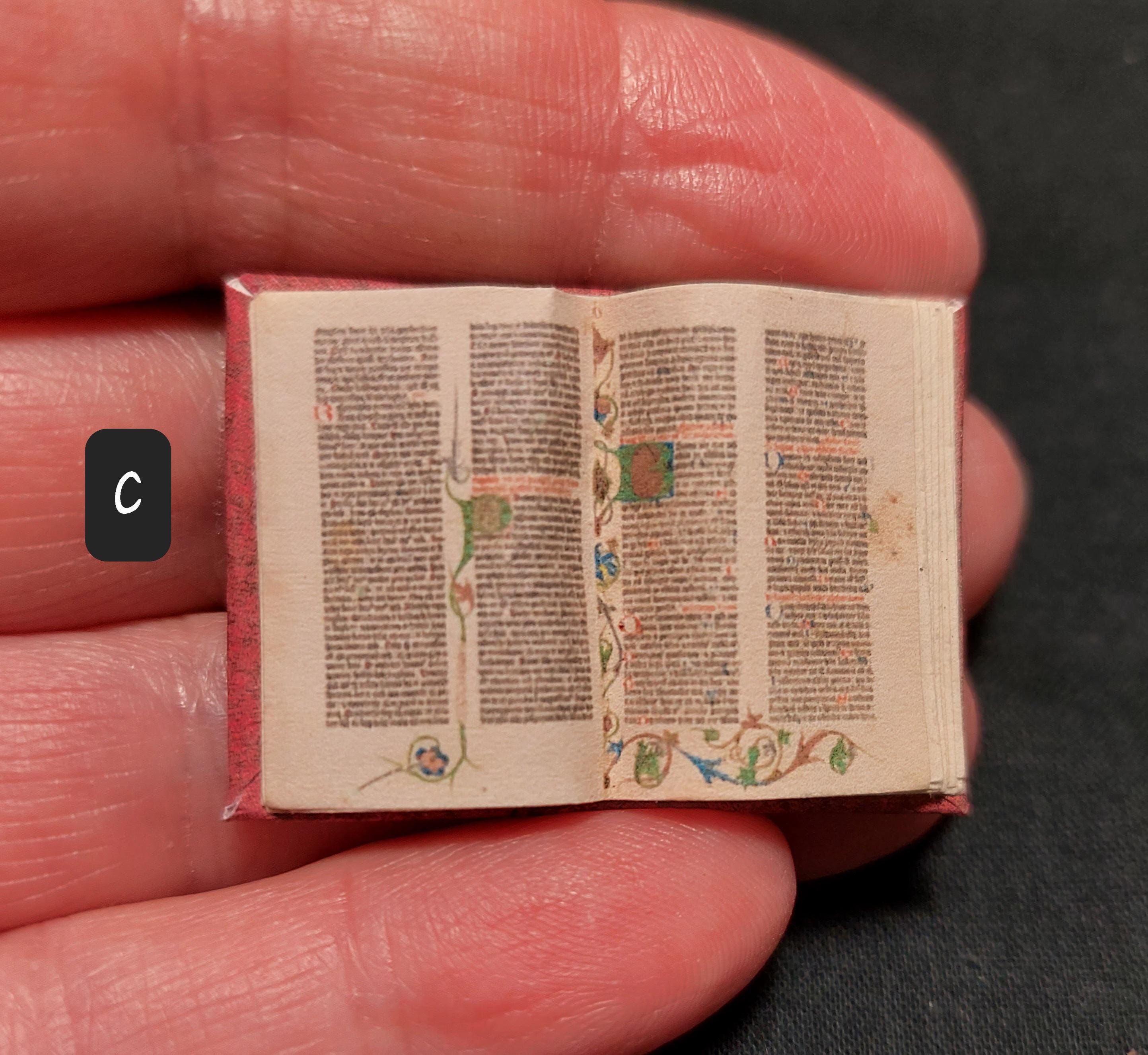 Miniature open book scale 1/12