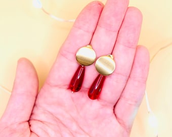 Pendientes inspirados en Frieren, joyería de cosplay hecha a mano