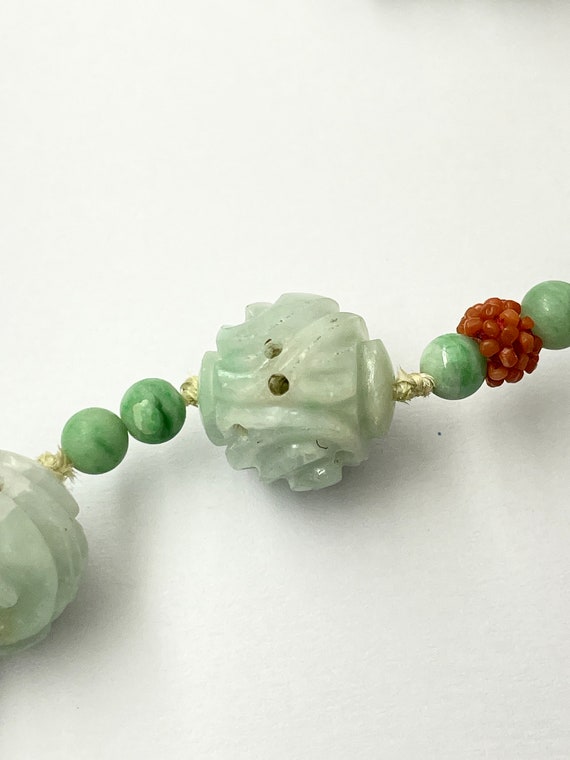 Vintage/antique Carved Jade Jadeite Bead Necklace… - image 4