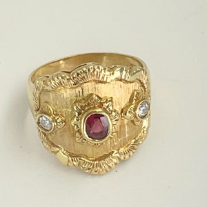 Vintage Etruscan/ Byzantine 18ct Gold, Ruby, Diamond Ring.