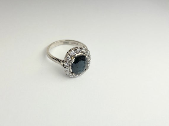 Art Deco Dark Blue Green Sapphire & Diamond 18ct … - image 1