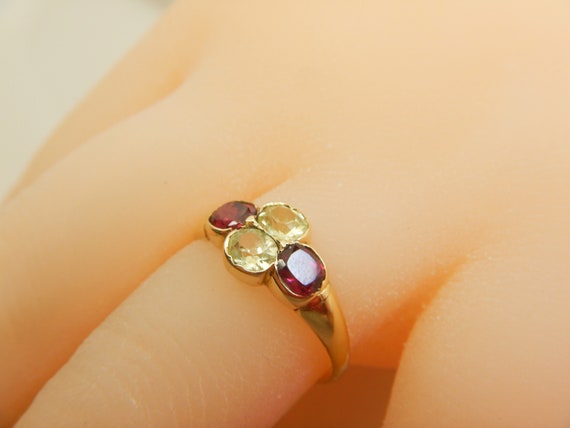 Antique Victorian 18CT Gold , Topaz & Garnet Ring - image 7