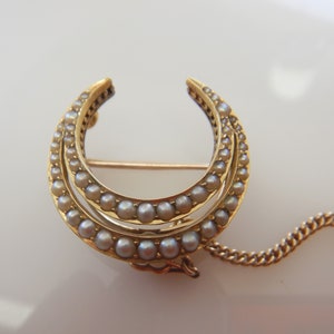 Excellent Super Quality Antique 18ct Gold & Pearl Horseshoe Brooch