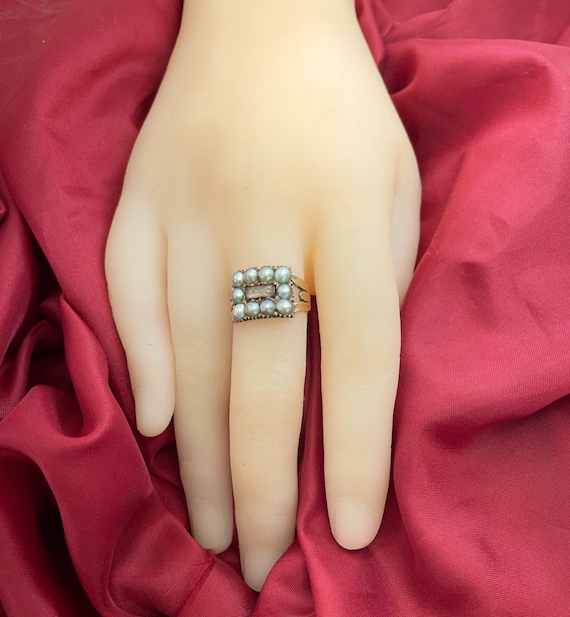 Antique memorial rings deals