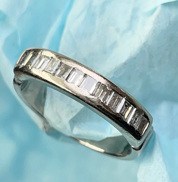 Art Deco 18ct White Gold Baguette Calibre Set Dia… - image 8