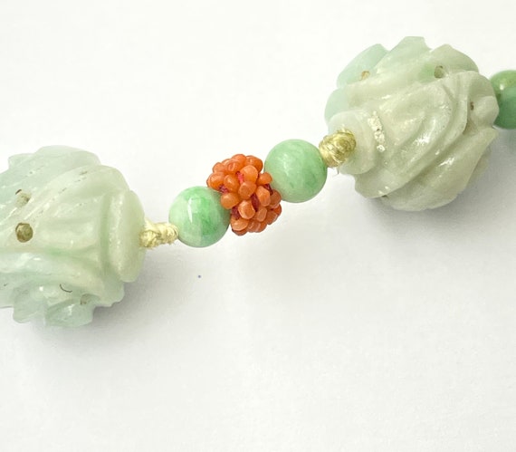 Vintage/antique Carved Jade Jadeite Bead Necklace… - image 2