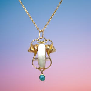 Jugendstil Murrle Bennett goud, parelmoer, turkoois, hangerketting