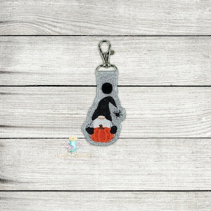 Hallow Gnome Key Fob Digital Design File | ITH Gnome Projects | ITH Gnome Keychain | ITH Gnome Key Fob