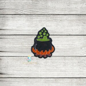 Fire Witch Pot Archivo de diseño de Feltie de bordado digital / ITH Archivos de diseño de Feltie de Halloween / Archivos de Feltie de otoño / Archivo de diseño de Feltie aterrador