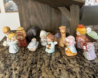 Vintage 1986 Avon Heavenly Blessings Porcelain Nativity Collection 13-pc, new in boxes