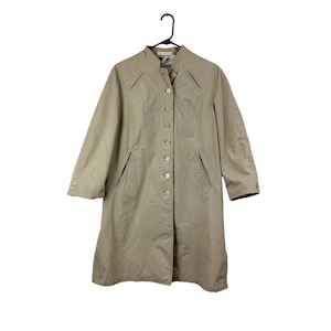 Women&#39;s 1970s Misty Harbor Trench Coat / Vintage Raincoat / Gene Glenn Columbia Missouri
