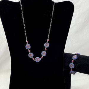 Bijpassende ketting en armbandstukken / kobaltblauw en fuchsia kristal effen / 17&quot; ketting / 7,25&quot; armband