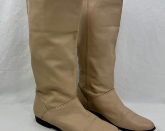 Vintage Dolcis "Alexis" Boots / Size 7.5 / Creamy White Leather