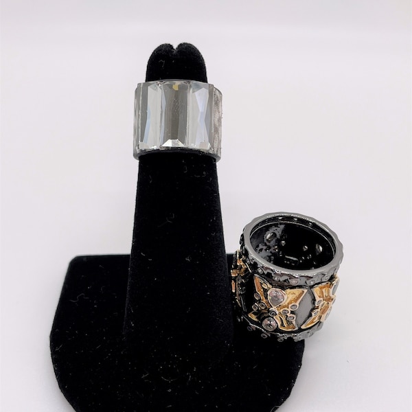 David Sigal Crystal and Snakeskin Print Ring / Rhodium Black and 18K Gold Band / Stainless Steel