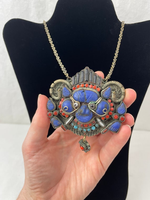 Antique Tibetan Zeeba Pendant Necklace / Coral an… - image 8