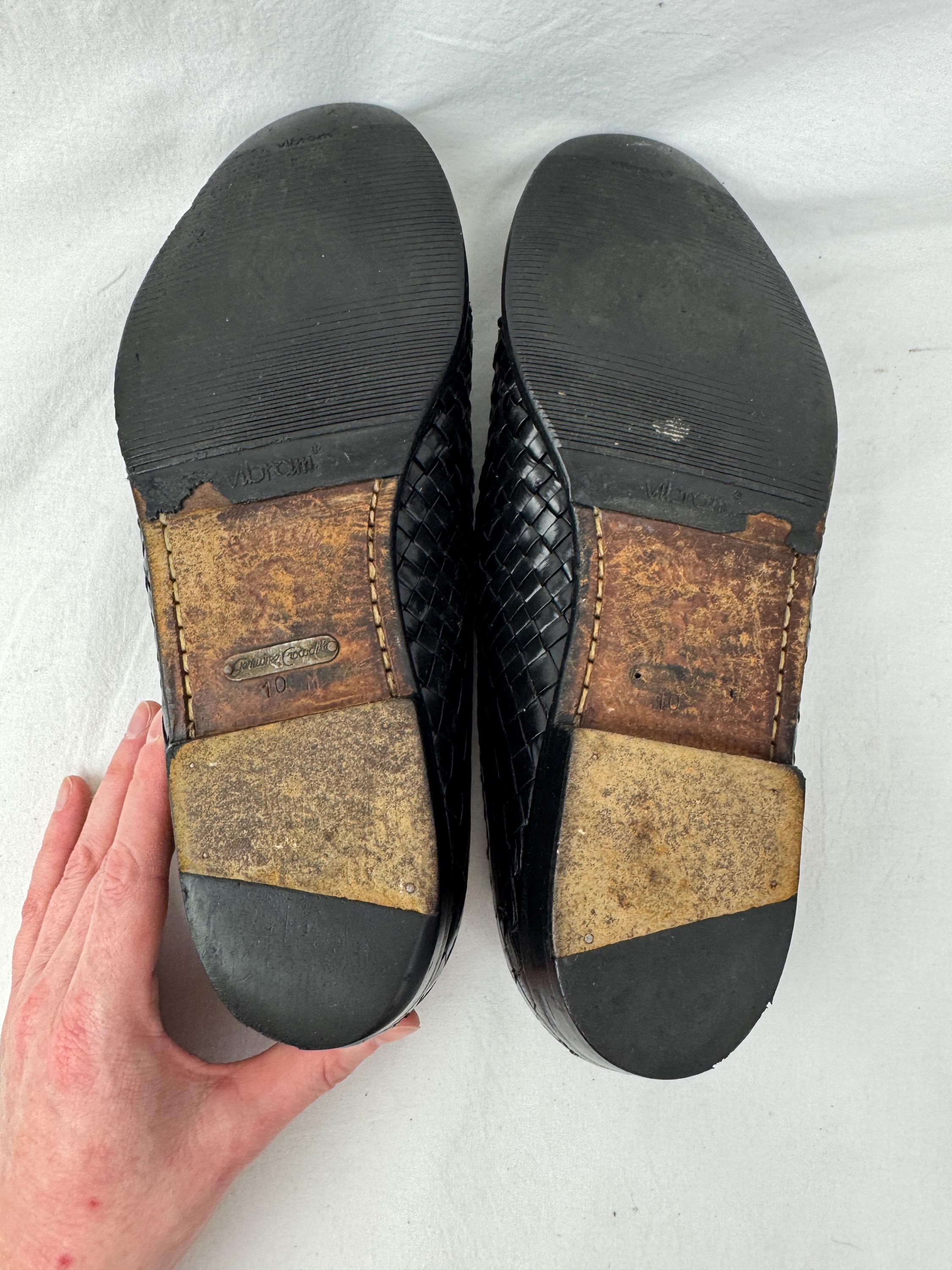 Vintage Mezlan Genuine Crocodile Woven Tassel Loafers / Size 