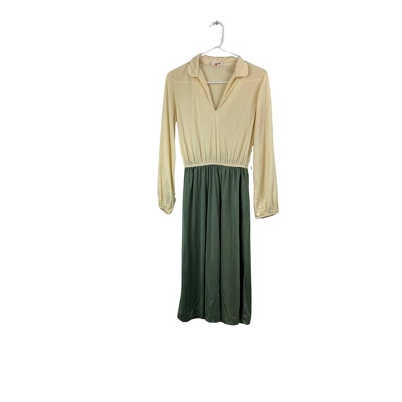 green emerald velvet dress Women's Perfectly Framed Green Jersey Knit Contrast Trim Sleeveless Maxi Dress | Color: Kelly Green | Size: L main image 1