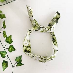 Tie Dye Print Wire Headband, Wide headband, Hair Wrap Knot headband, Head Scarf look,