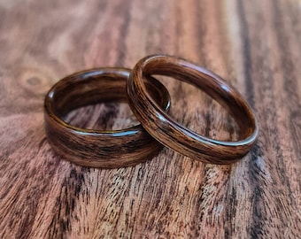 Rosewood ring - Hand made bent wood ring - Wooden wedding band - Engagement ring -  Natural jewellery