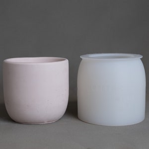 6" Tulip Planter Silicone Mold: Concrete or Plaster