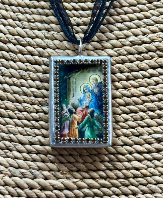 Vintage Christmas Nativity Pendant, Merry Christmas, Santa Pendant