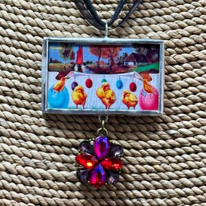 Ciondolo vintage con cartolina di Pasqua, ciondolo con pulcini di Pasqua saldati, ciondolo con gallo, pulcino di Pasqua, regalo per lei, ciondolo reversibile, collana