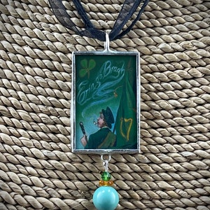 Pingente soldado do dia de São Patrício em liquidação, sorte irlandesa, trevo irlandês, Erin go bragh, presente para ela, joias soldadas, pingente reversível