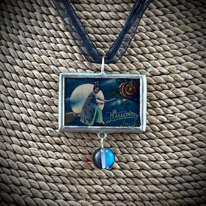 Colgante soldado de brujas voladoras vintage, colgante de bruja de Halloween, colgante de soldadura de bruja y luna, regalo para ella, colgante reversible, collar
