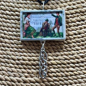 Pendentif soudé Saint-Patrick, pendentif dansant Saint-Patrick, pendentif amour irlandais, cadeau pour elle, bijoux soudés, pendentif réversible
