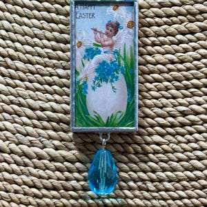 Ciondolo vintage con cartolina di Pasqua, ciondolo saldato a forma di uovo di Pasqua, ciondolo con auguri di Pasqua, Pasqua, regalo per lei, ciondolo reversibile, collana