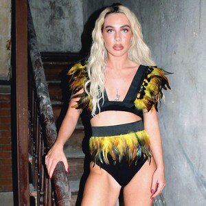 Electric Yellow Feather Harness Set