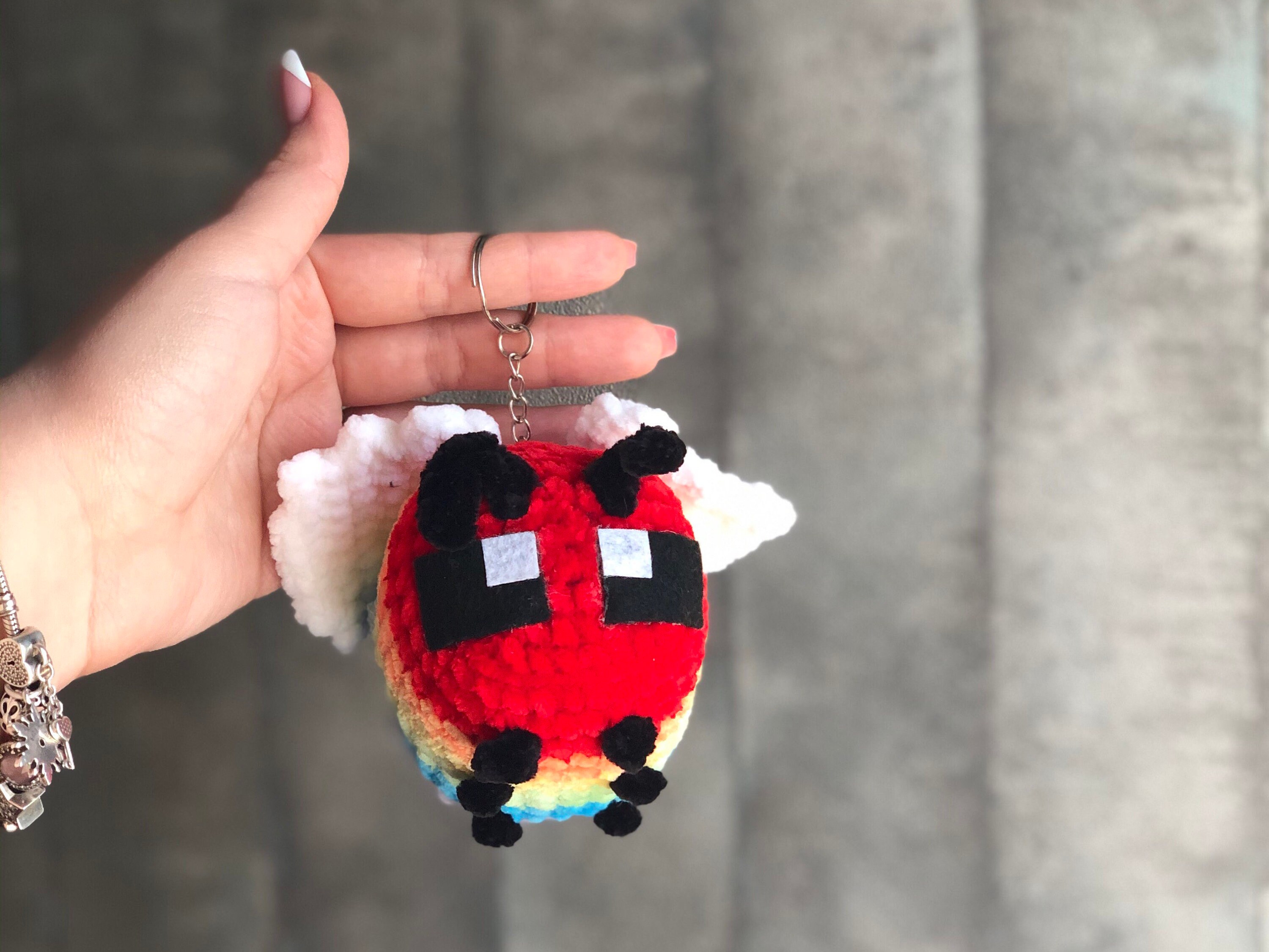 Rainbow Bee Plush CROCHET PATTERN - Etsy