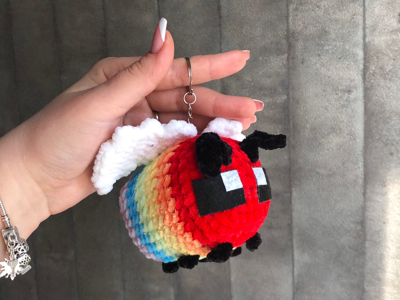 Rainbow Bee Plush CROCHET PATTERN - Etsy