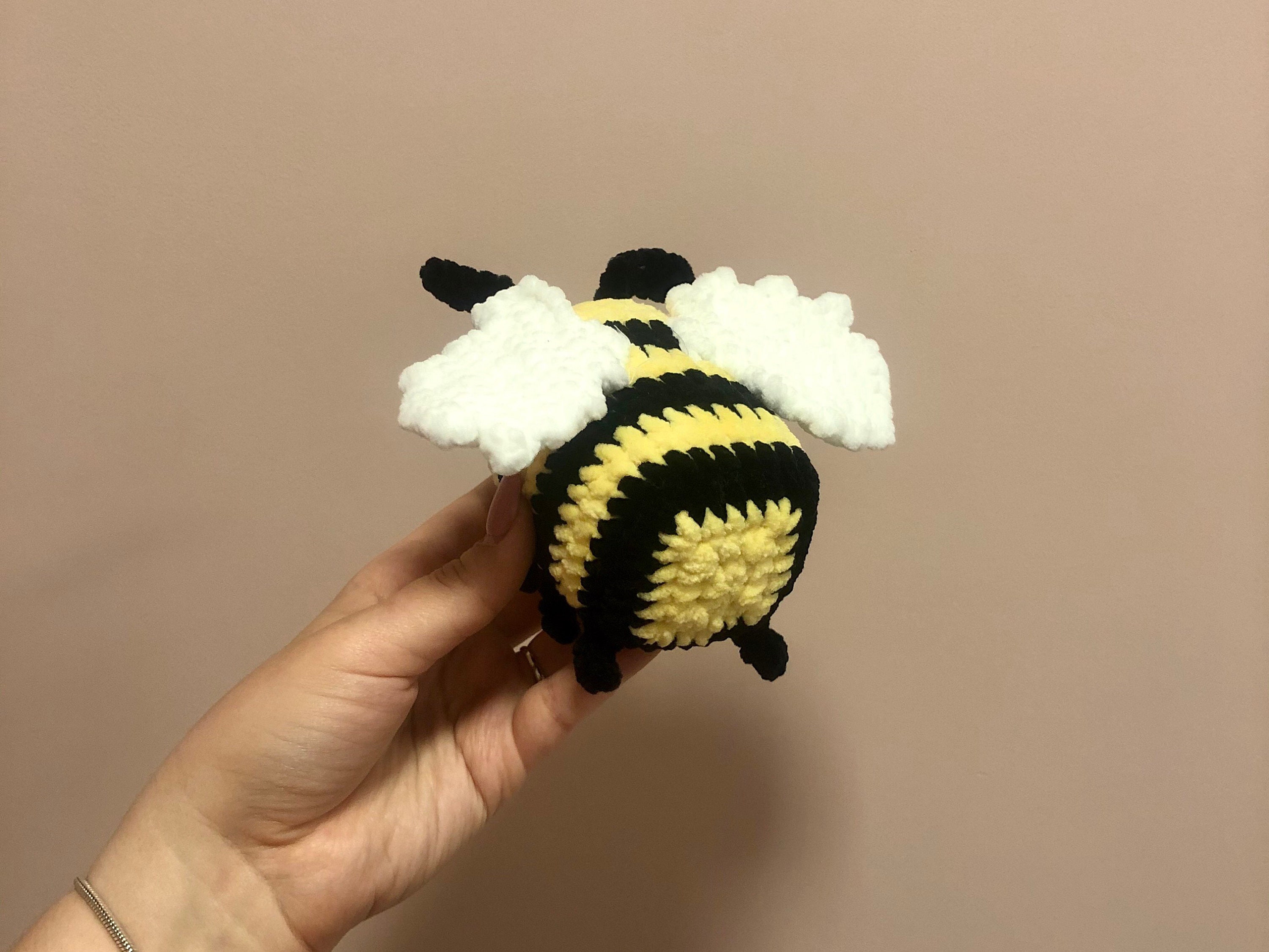 Bumble Bee Plush CROCHET PATTERN - Etsy Canada